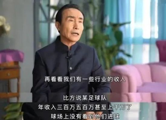 实质上，他已经成为了DC电影的掌门人